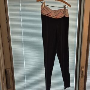 Victoria's Secret Black Leggings with Pink Patterned Waistband Small